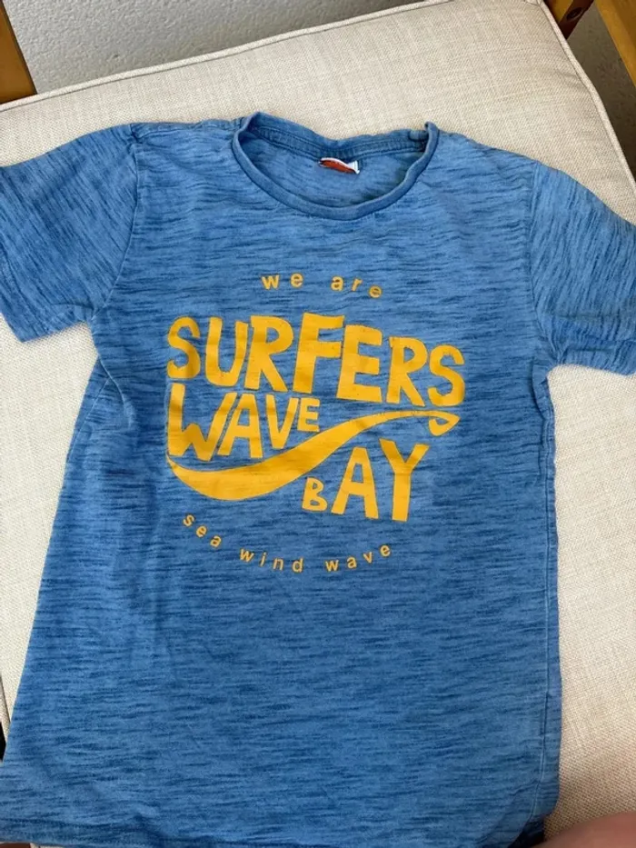 t shirt bleu enfant
