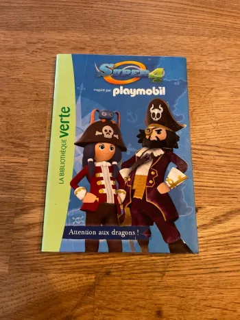 Livre La bibliothèque verte Super 4 inspiré par Playmobil Attention aux dragons numéro 1