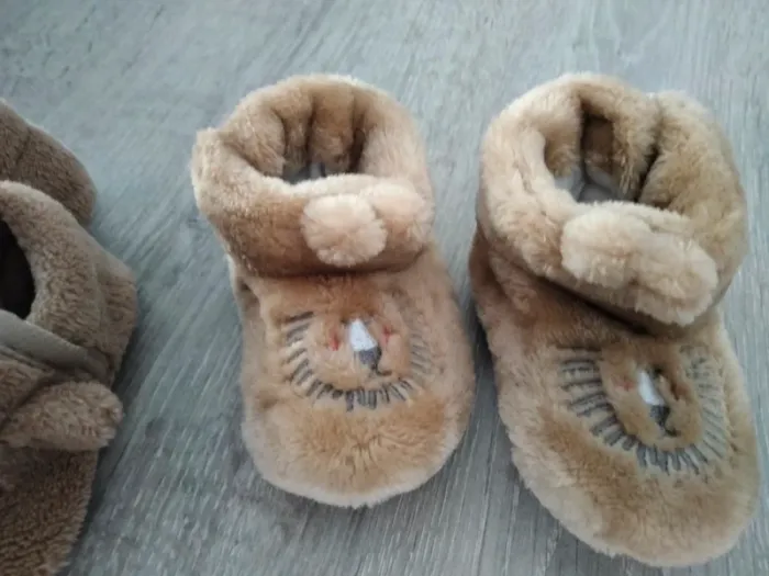 Chaussons bébé - photo numéro 2