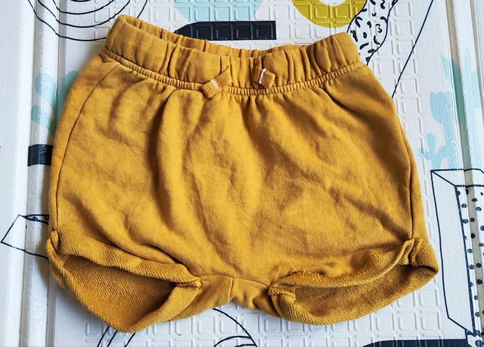 Short Kiabi 18 mois