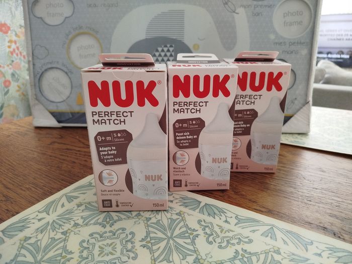 Lot de 3 biberons 150ml = 1 boîte de 2 tétines offert - photo numéro 2