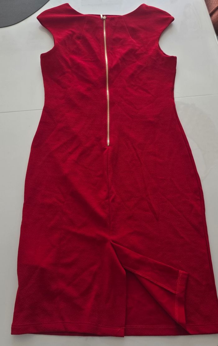 Robe rouge Marque Avon 44/46 - photo numéro 2