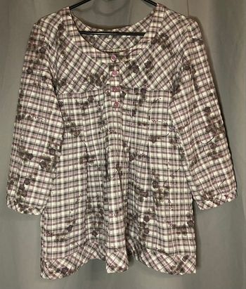 Haut à carreaux violet et gris manches 3/4