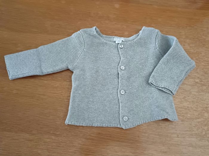 5 gilets et 2 pulls - photo numéro 2