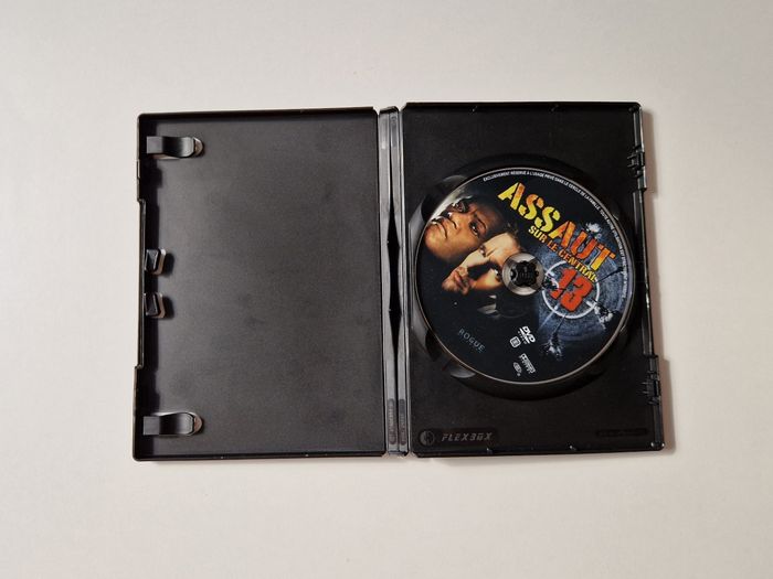 Dvd Films Assault Sur Le Central 13 - photo numéro 2