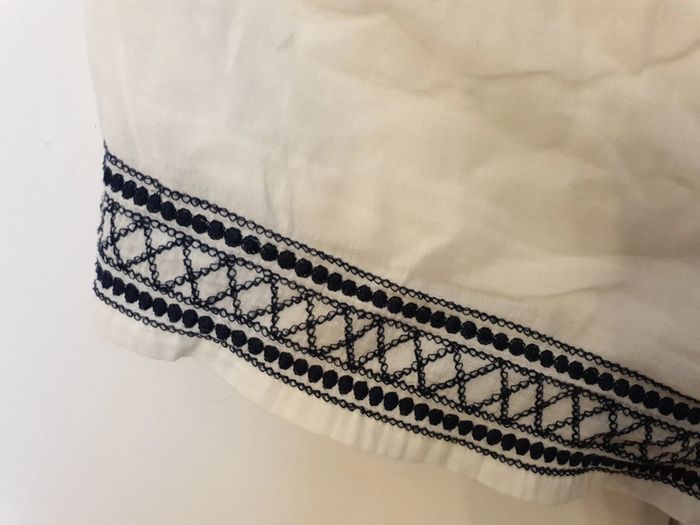 Short léger brodé - photo numéro 4