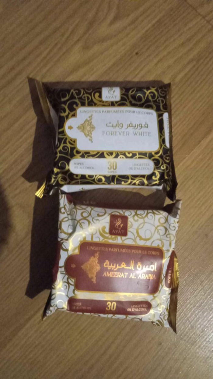 4 paquets Lingettes parfumées pour corps Blueberry musk/fakhr Al arab - photo numéro 2