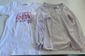 Lot 2 maillots de corps 2ans