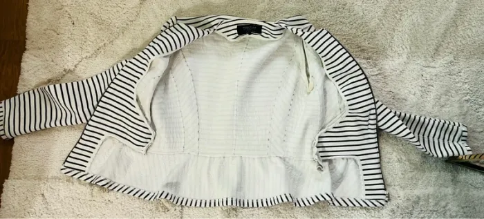 Veste ZARA taille 40 - photo numéro 3