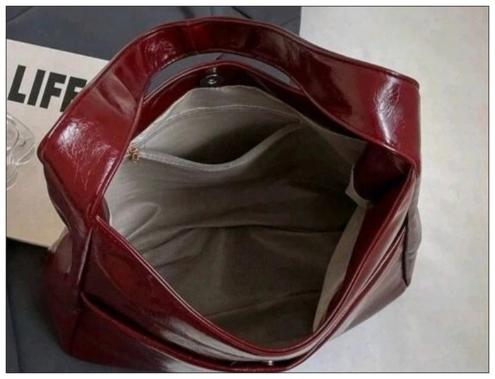 Beau sac à main couleur cerise 🍒 - photo numéro 6