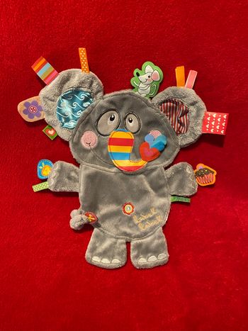 Label label doudou plat éléphant gris multicolore très doux etat neuf
