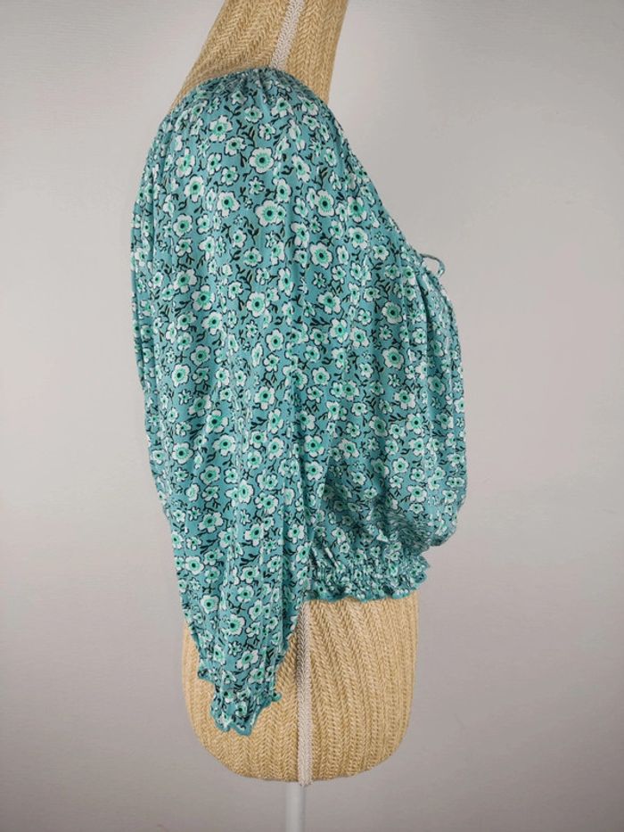 Blouse manches 3/4 taille smockée motifs fleuris tons bleu et vert taille 44 Liberto - photo numéro 3