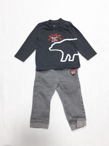 Tenue haut manches longues et pantalon jean 12 mois