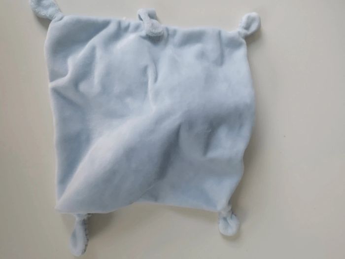 Doudou lapin bleu - photo numéro 4