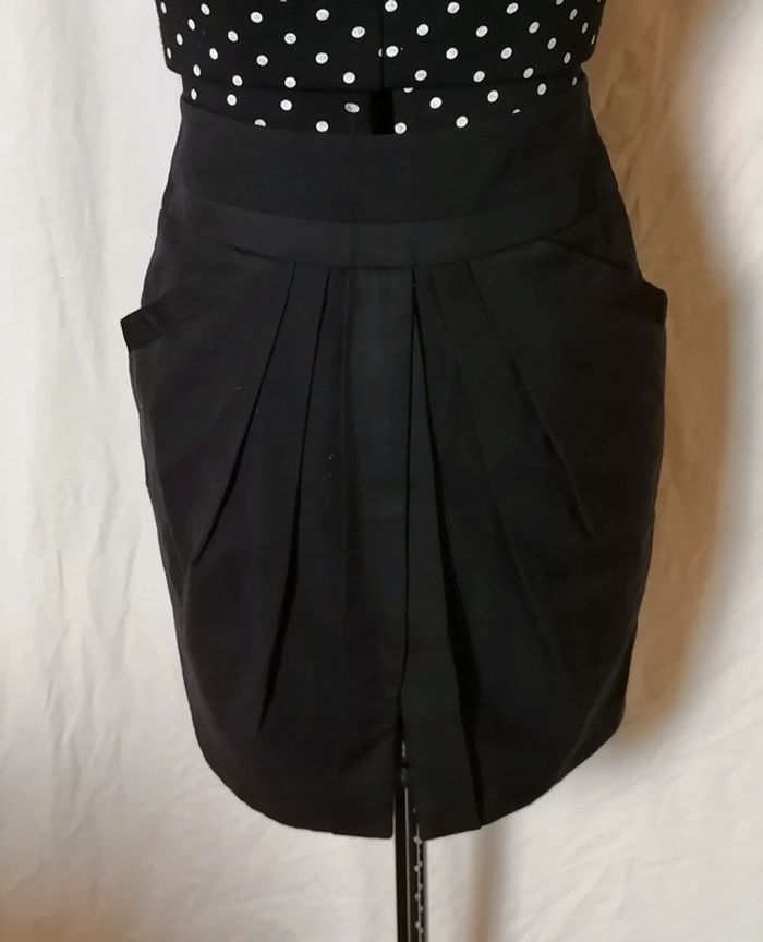 Mini-jupe noire plissée taille 34 Comptoir des cotonniers - photo numéro 2