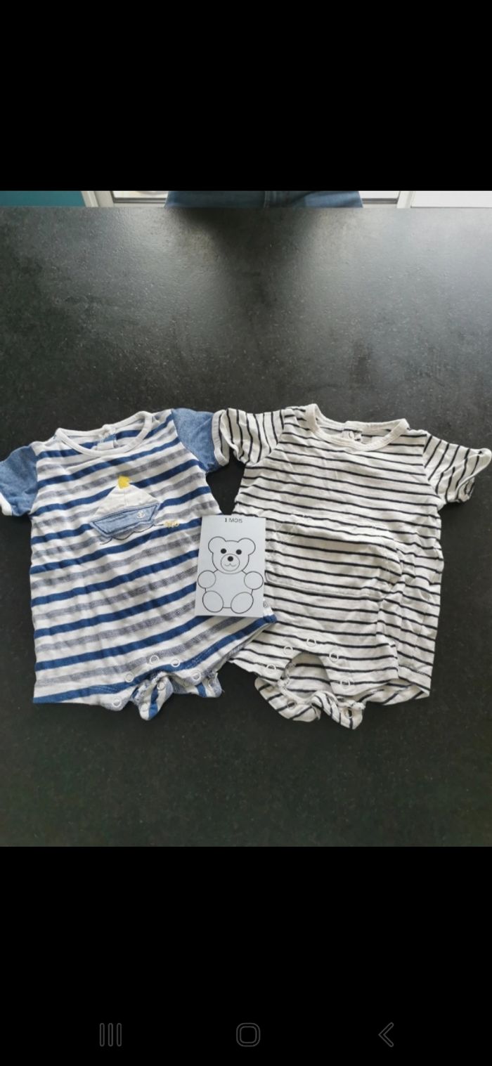 Lot 2 combinaisons 1 mois