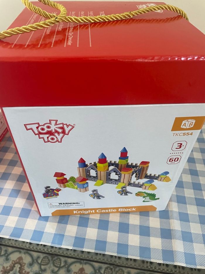 Blocs de jeu en bois - château de chevalier - photo numéro 2