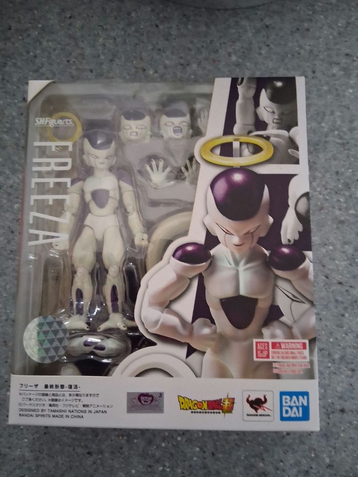 Figurine " Freeza" dragon ball Z"
