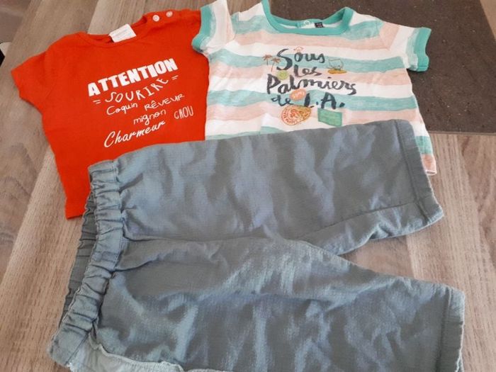 Lot 3 pantalons et 2 hauts garçon 6 mois