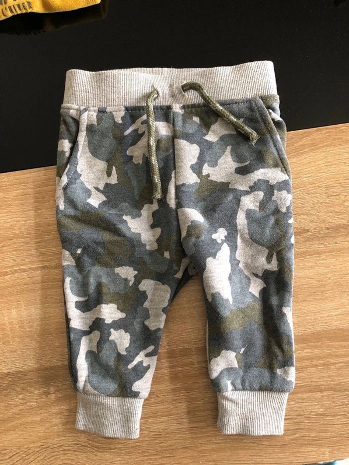 Lot 6 mois - photo numéro 2