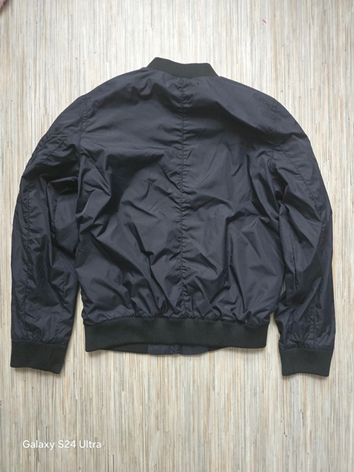 Veste noire - H&M - Taille 10 ans - photo numéro 4