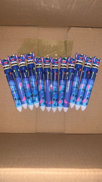 Stylo 10 couleurs Stitch