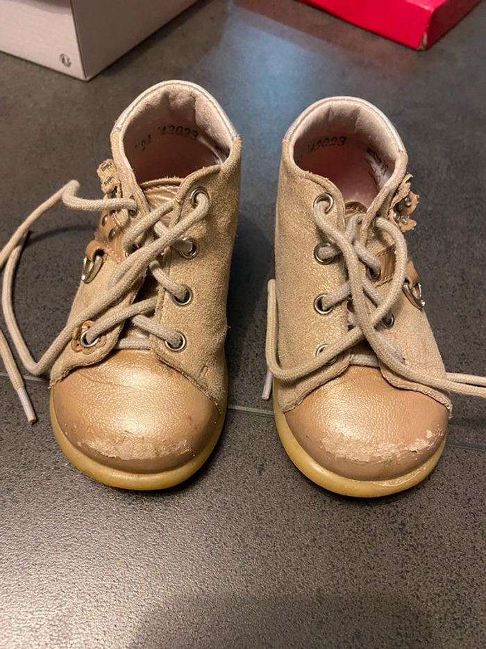Bottines fille taille 21 - photo numéro 2