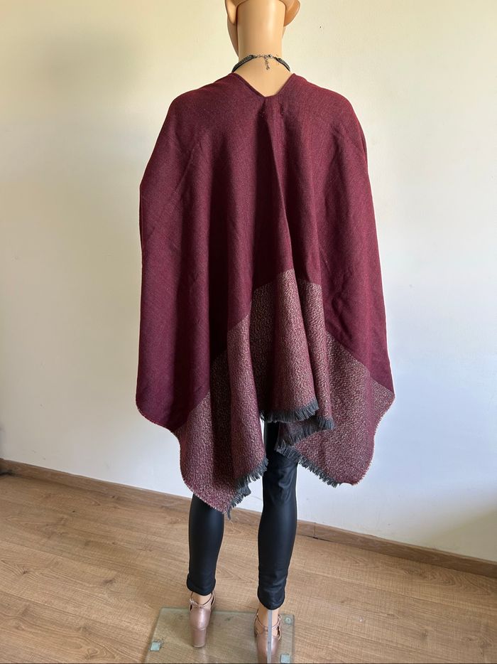 Poncho bordeaux et doré les Petites Bombes taille unique jamais porté - photo numéro 6