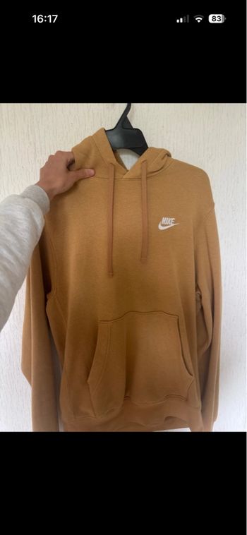 Pull Nike moutarde 