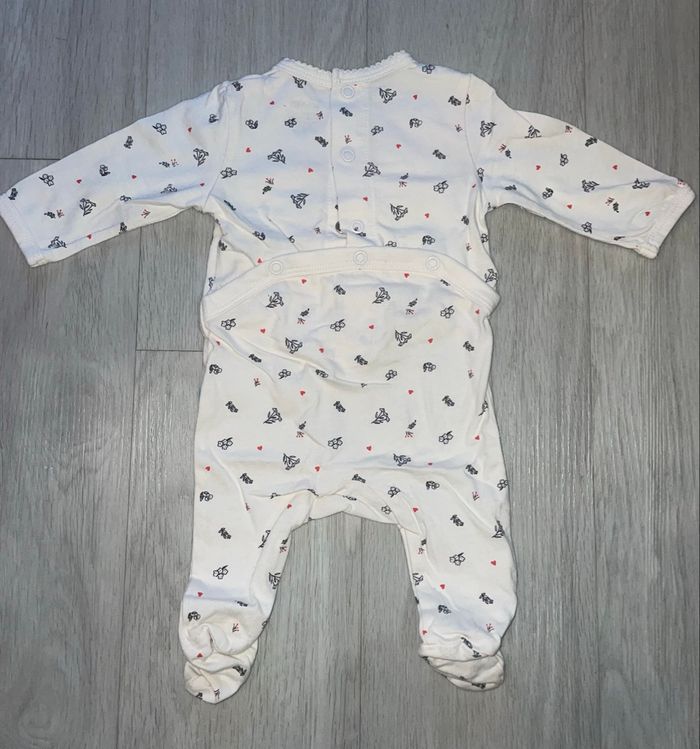 Pyjama bébé Kiabi – taille 1 mois - photo numéro 4
