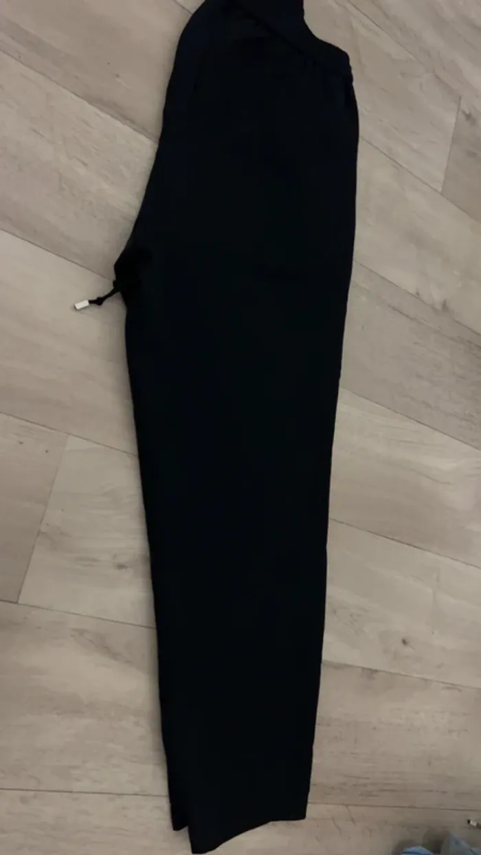 Pantalon Zara noir fluide taille L excellent état - photo numéro 3