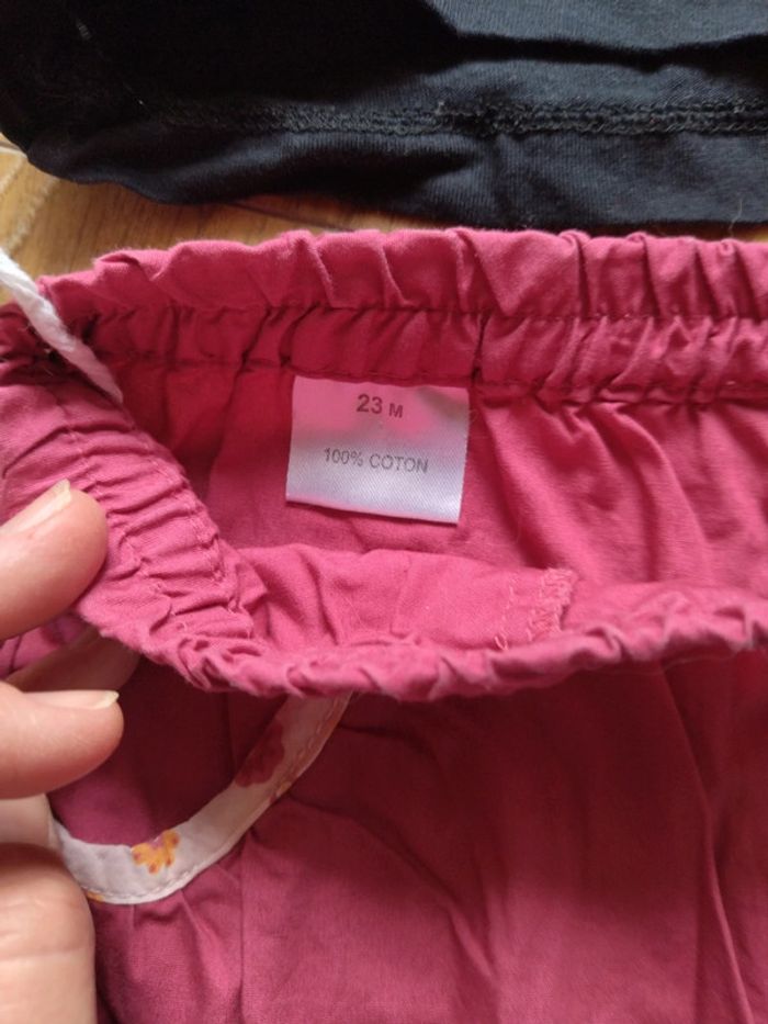 Pantalon et sweat col roulé 23 mois - photo numéro 3