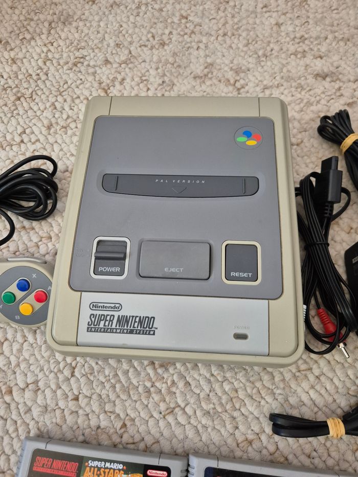Console snes super nintendo et jeux - photo numéro 2