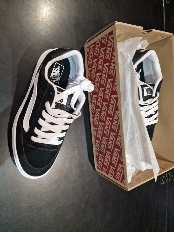 Vans hylane taille 38.5 neuve - photo numéro 7