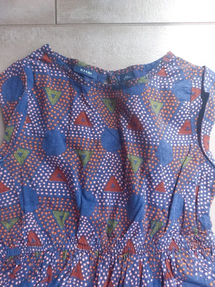 Robe kiabi 4 ans - photo numéro 2