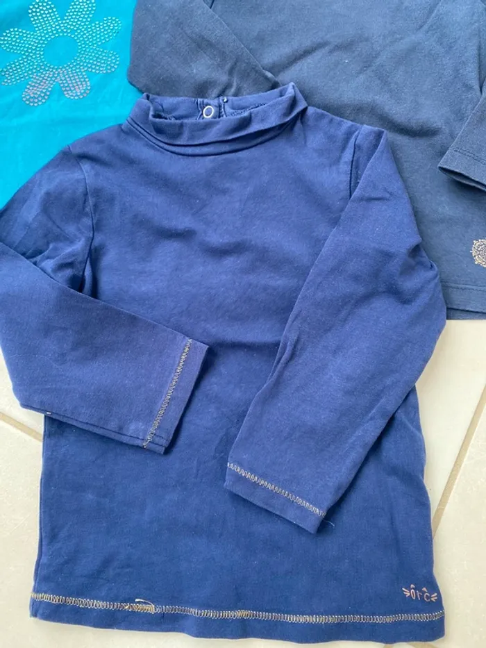 Lot sous pull 2ans - photo numéro 2