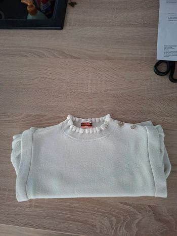 Pull TAO 4ans
