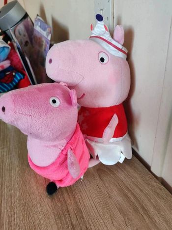 Lot de peluches Peppa pig