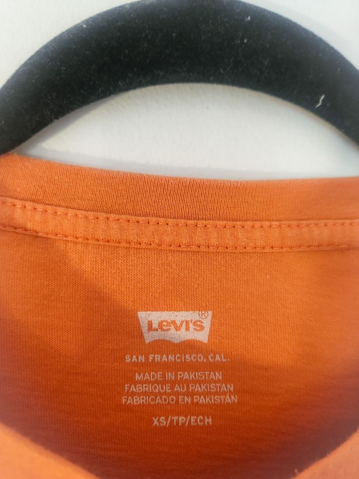T-shirt Levis femme tbe - photo numéro 3