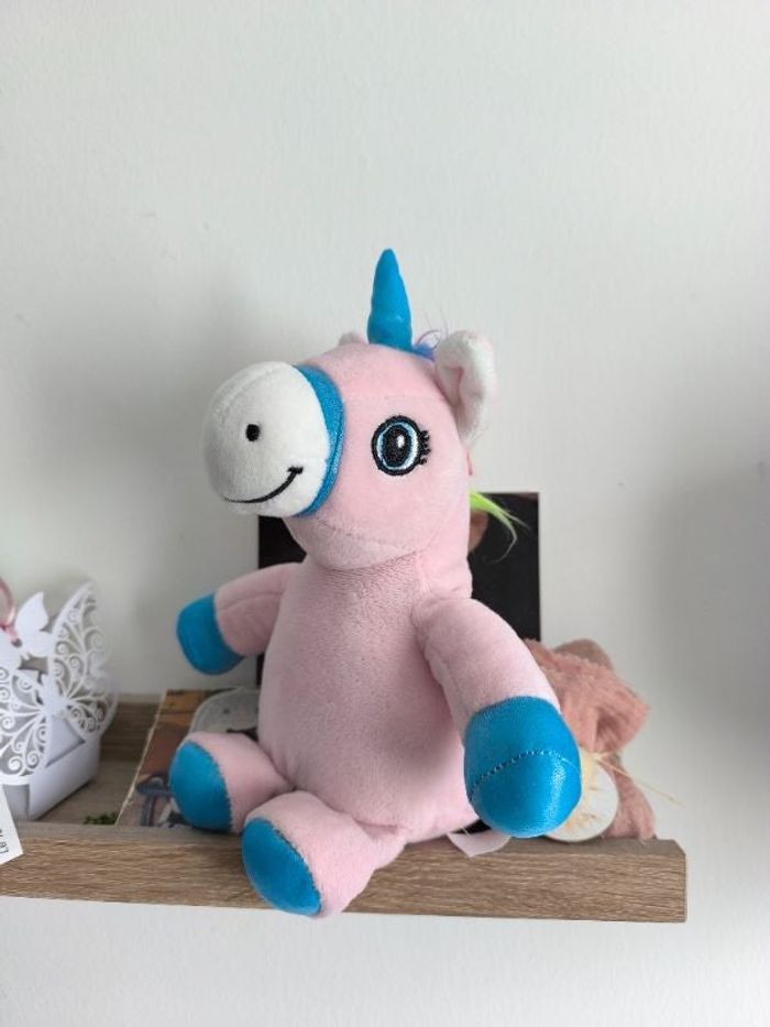 Peluche licorne