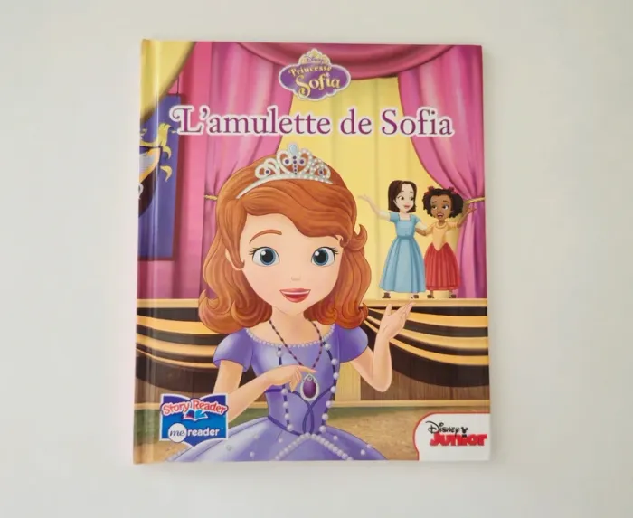 Livre disney junior - l amulette de sofia