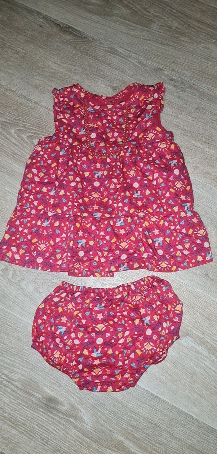 Lot 4 robes - photo numéro 2