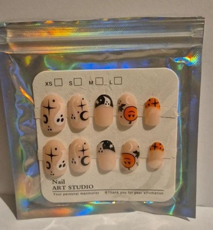 🎃👻 Faux ongles Halloween Mini Frissons – 24 pièces pour un look adorablement spooky ! 💅🧡 - photo numéro 5