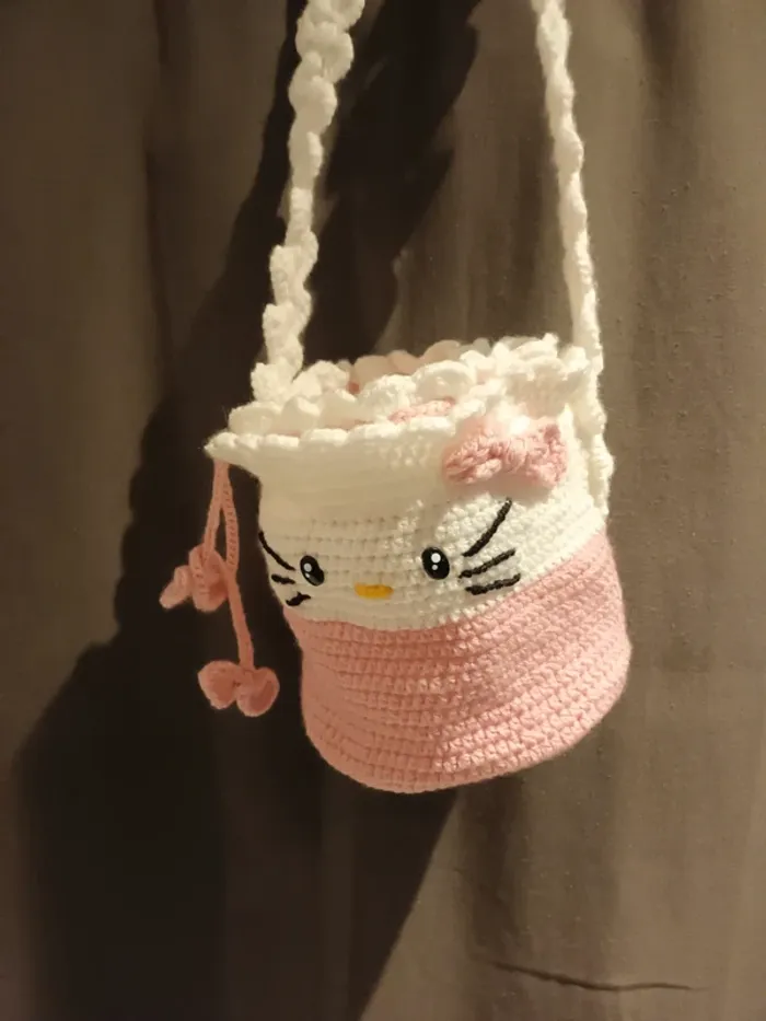 Sac bandoulière hello kitty neuf - photo numéro 6