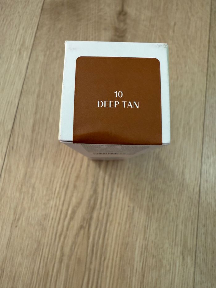 Huda beauty. - Glowish multi dew- 10 deep tan - photo numéro 2