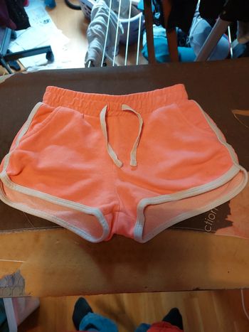 Short Kiabi 8A