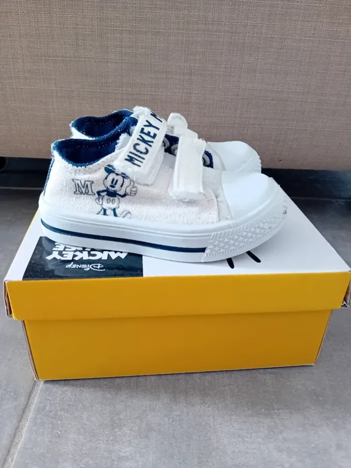 Baskets en toile Mickey - pointure 20