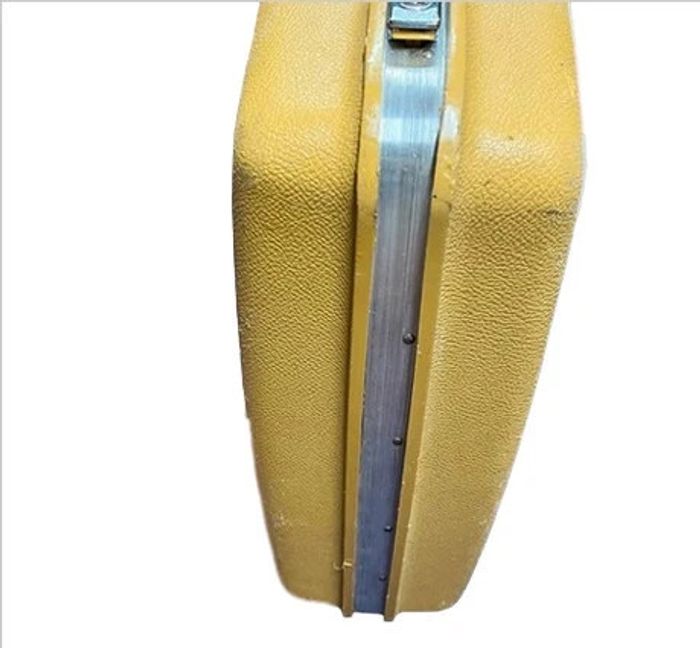 🔆 Magnifique valise Samsonite modèle Saturne couleur vive 61 X 45 X 18 cm en très bon état - photo numéro 3