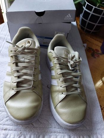 Adidas Grand Court en 40 2/3