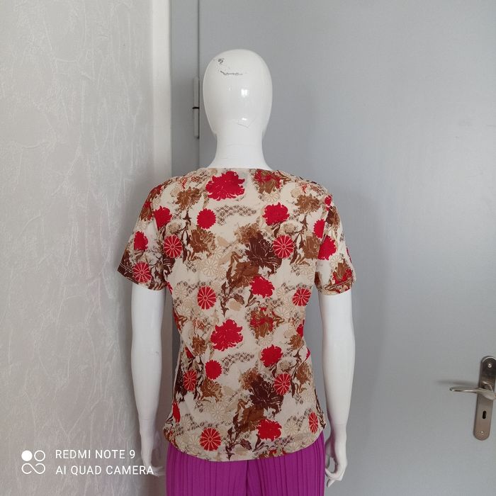 T-shirt à fleurs rouges t40/42/44 - photo numéro 4